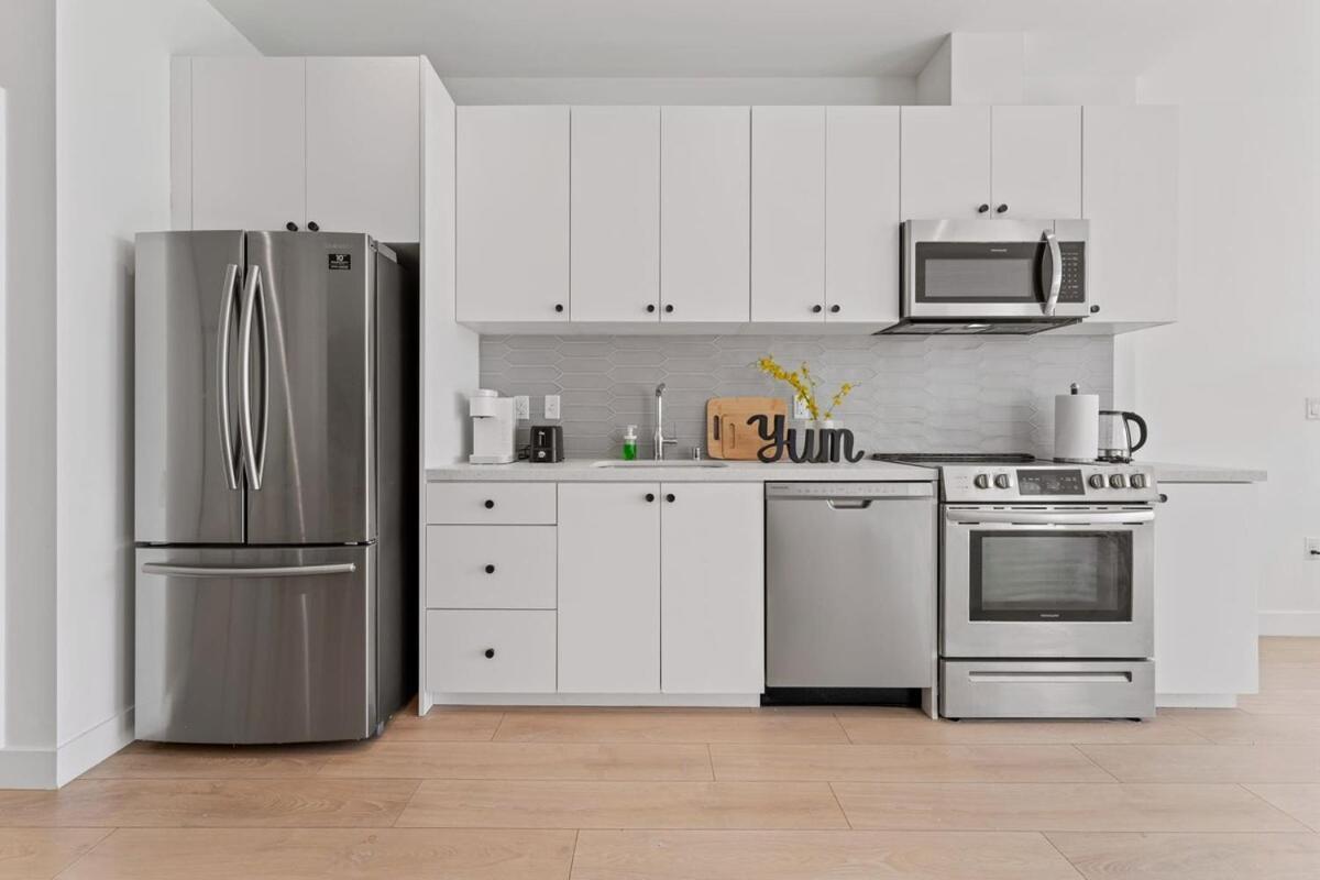 Stylist Downtown La Gateway- 2bd
